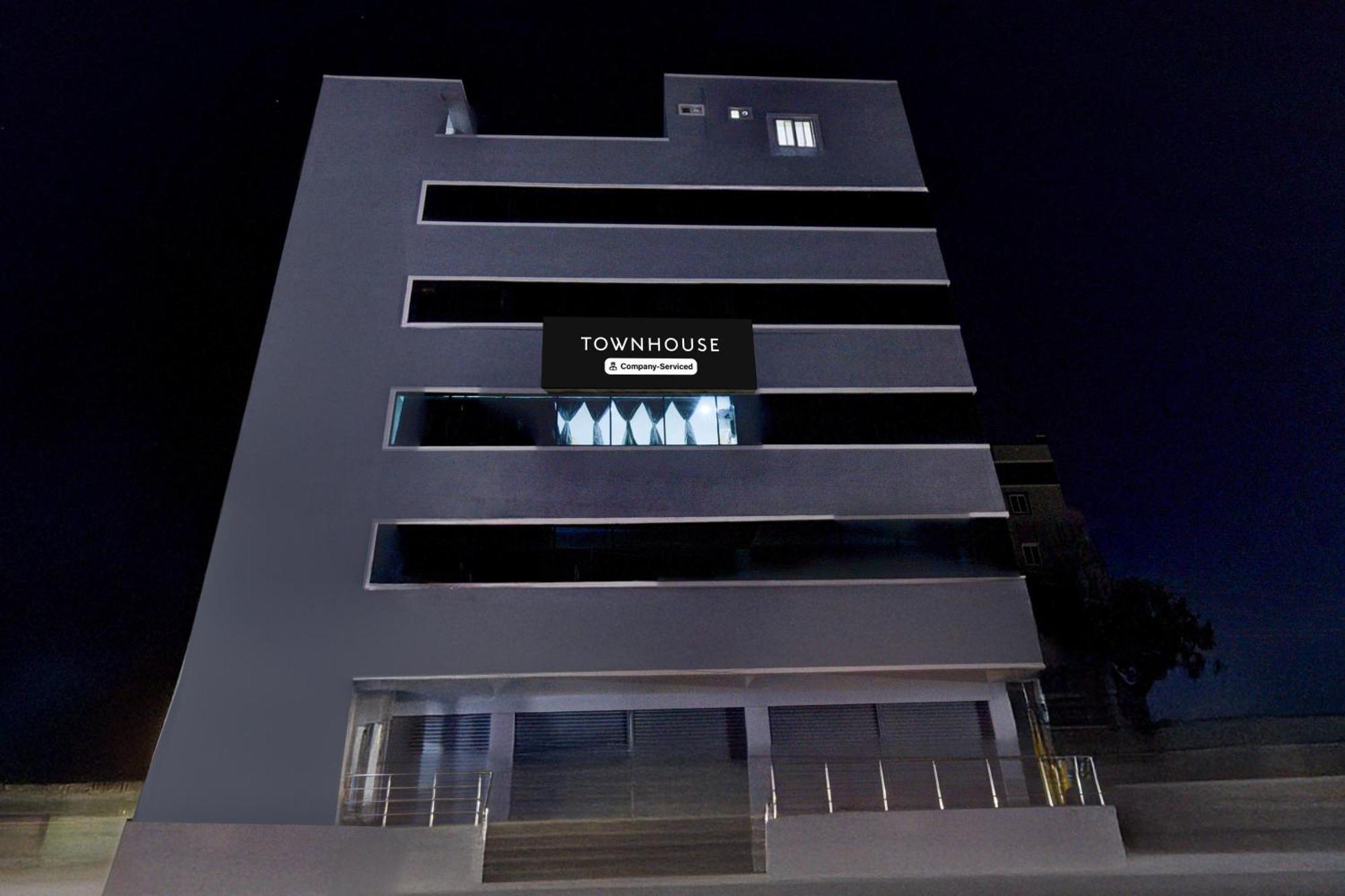 Super Townhouse Kukatpally North Formerly Munagala Arcade Hyderabad Esterno foto